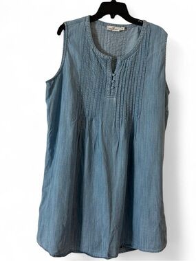 Vineyard Vines chambray pin tucked pleated  minidress beach summer nautical